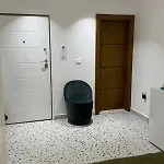 Lägenhet Roomy Tirana