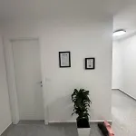 Lägenhet Roomy