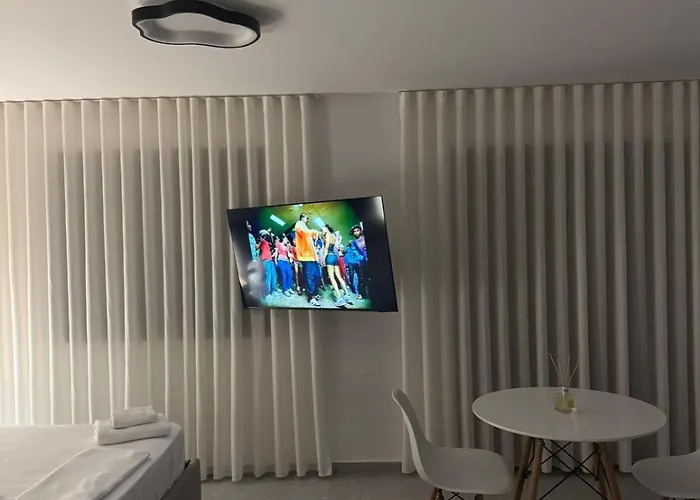 Roomy Διαμέρισμα Τίρανα