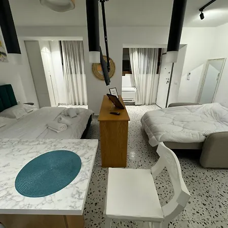 Roomy Appartement Tirana