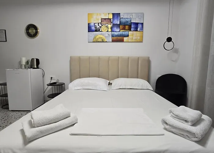 Roomy *